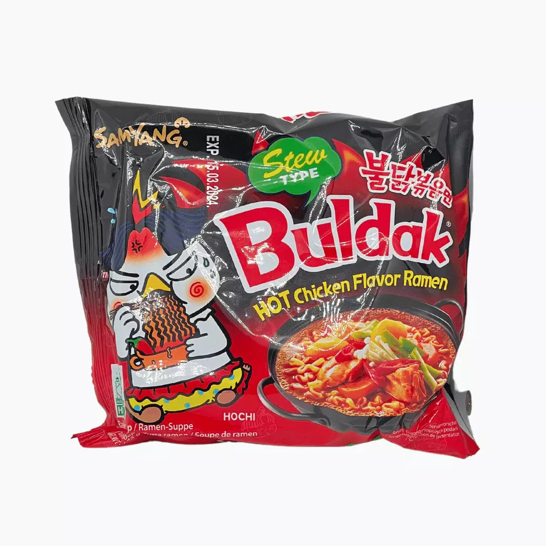 Samyang Hazır Erişte Sıcak Tavuk Aromalı Ramen - Tavuk aromalı Ramen çorbası (baharatlı) 145g